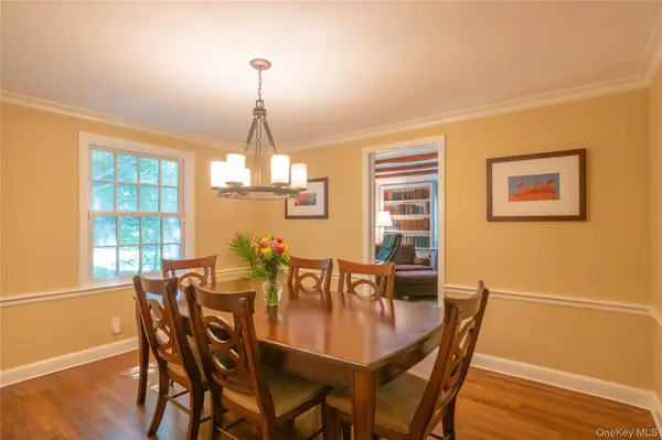 35 Marcourt DR, Chappaqua, NY 10514