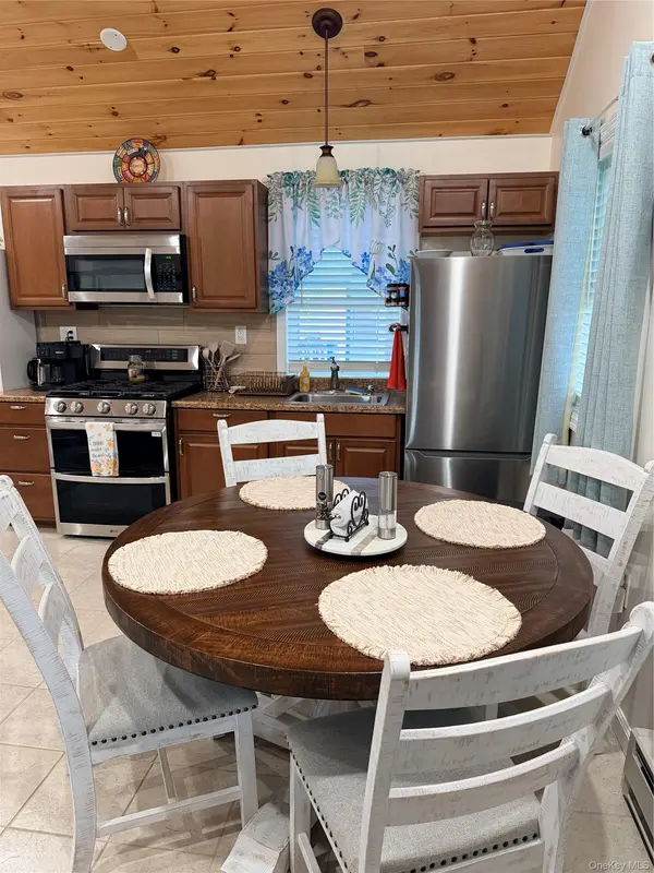 7 Brodie RD #24, Hopewell Junction, NY 12533