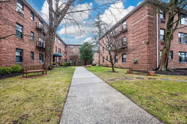 320 Atlantic AVE #C1, East Rockaway, NY 11518