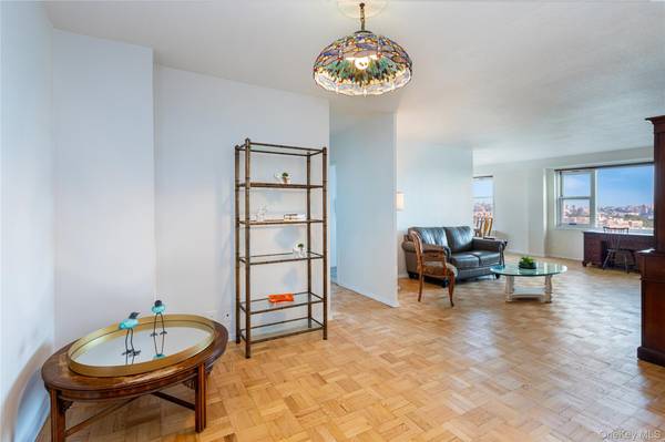 2400 Johnson AVE #11K, Bronx, NY 10463