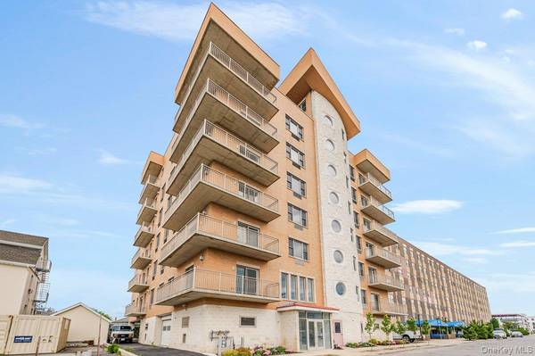 661 W Broadway #402, Long Beach, NY 11561
