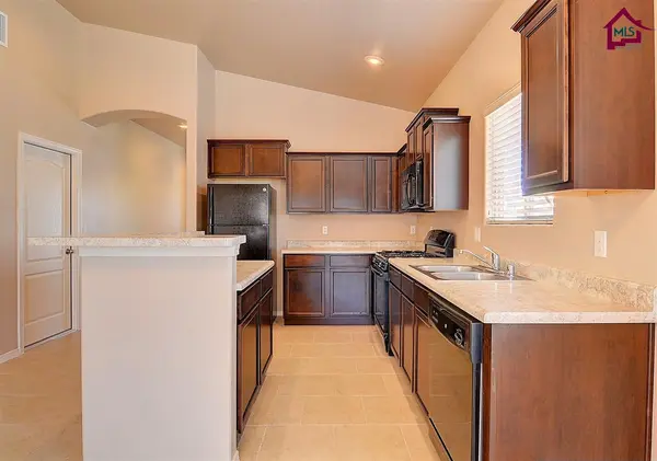 2829 San Elizario CT, Las Cruces, NM 88007