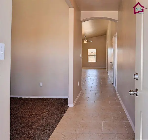 2829 San Elizario CT, Las Cruces, NM 88007
