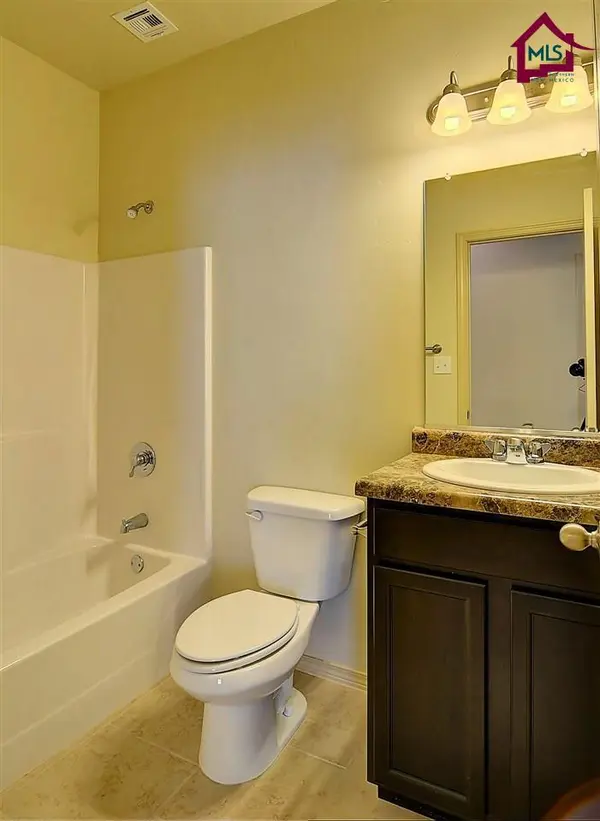 2826 La Union CT, Las Cruces, NM 88007