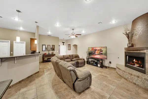 7920 Inca Dove AVE, Las Cruces, NM 88012