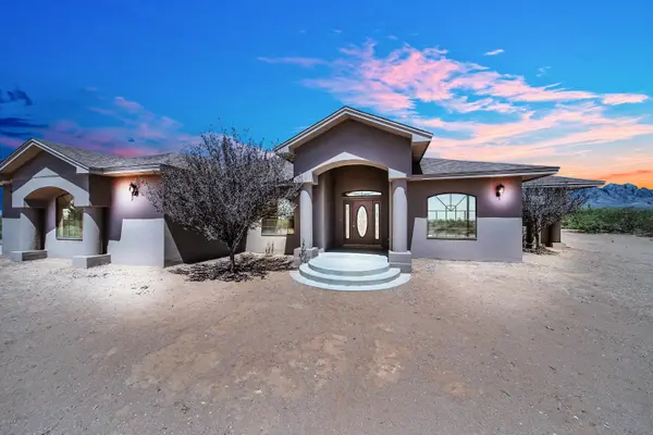 4860 Saromi LN, Las Cruces, NM 88012