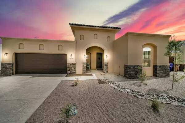 3696 Santa Adriana AVE, Las Cruces, NM 88012