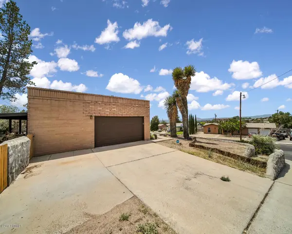 3132 Missouri AVE, Las Cruces, NM 88011