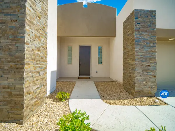 1088 Iron Hill AVE, Santa Teresa, NM 88008