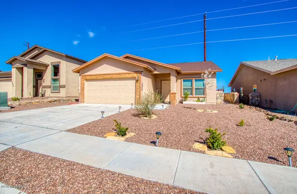 5924 Megan ST, Sunland Park, NM 88008