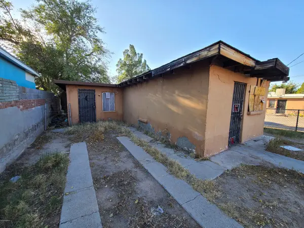 819 N Tornillo ST, Las Cruces, NM 88001