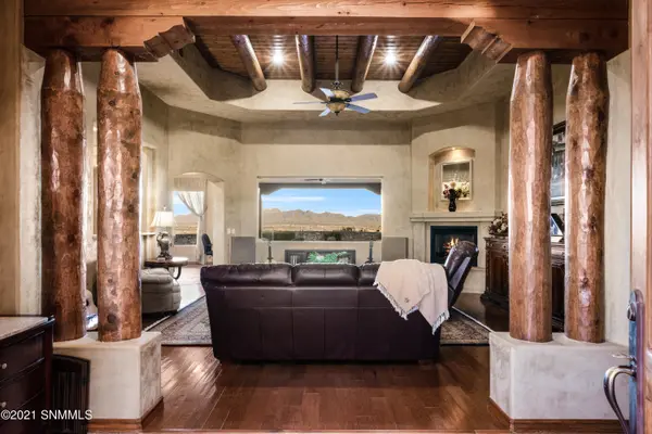 1222 Idyll CT, Las Cruces, NM 88007