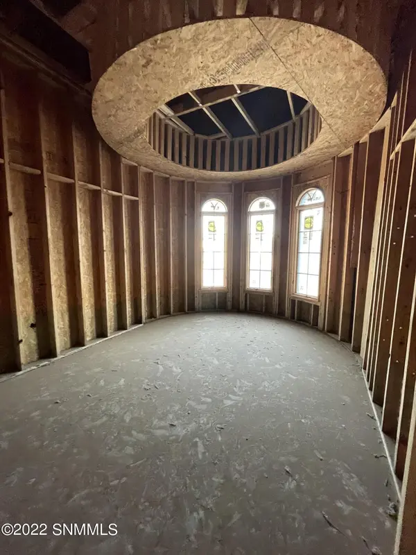 1875 Tapestry CIR, Las Cruces, NM 88005