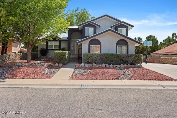 135 Torrey Pines DR, Santa Teresa, NM 88008