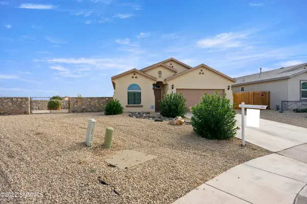 5926 Big Jim DR, Las Cruces, NM 88012