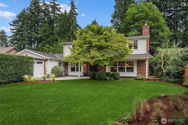 4712 90th AVE SE, Mercer Island, WA 98040
