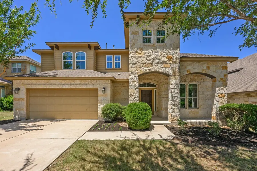 608 Royal Burgess DR #A, Round Rock, TX 78664