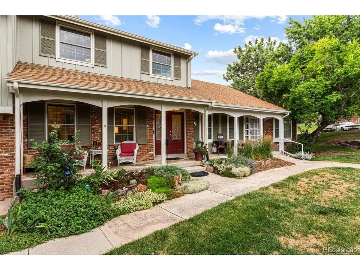 2719 E Geddes, Littleton, CO 80122