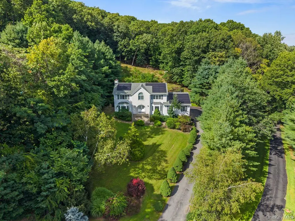 15 Parkside CT, Pomona, NY 10970