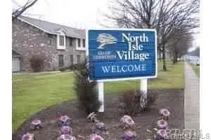 226 Pointe #226, Coram, NY 11727