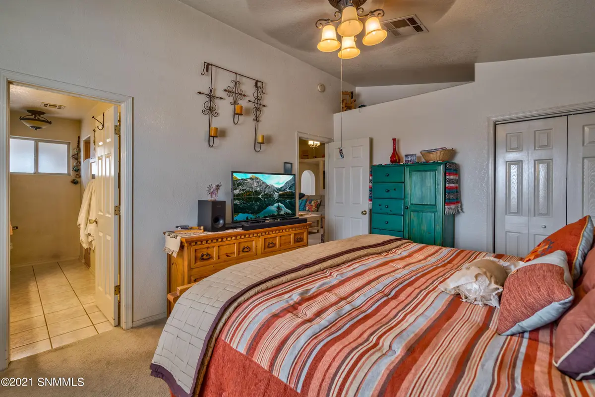 261 Bay Club DR, Santa Teresa, NM 88008