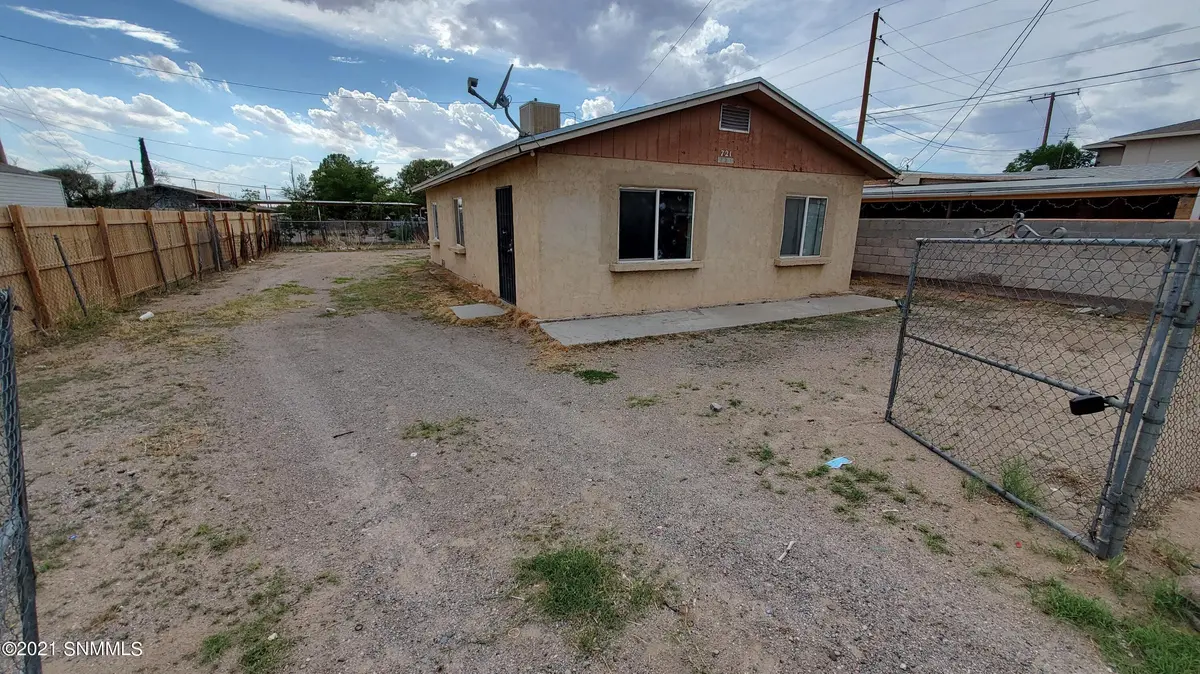 721 N Second ST, Anthony, NM 88021