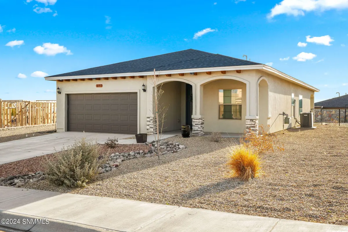2133 Whitstone DR, Las Cruces, NM 88012