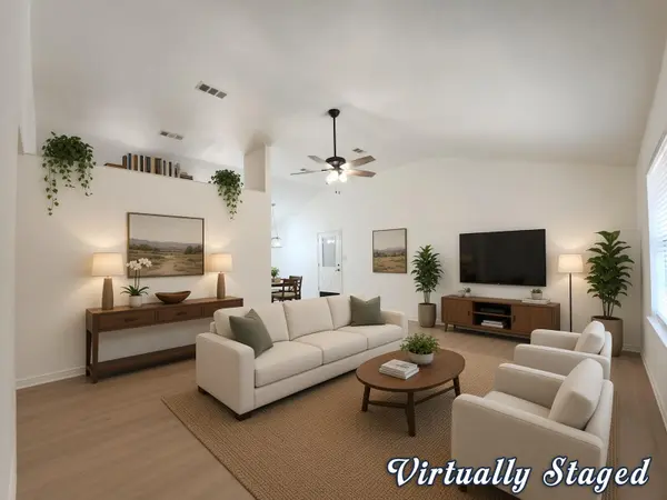 15 Las Flores DR, Wimberley, TX 78676