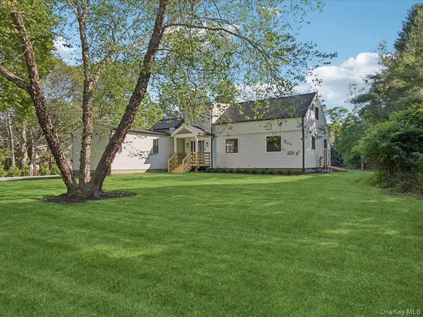 1579 N Sea RD, Southampton, NY 11968