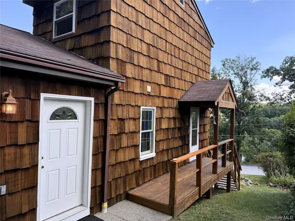 17 Mary AVE, Mahopac, NY 10541