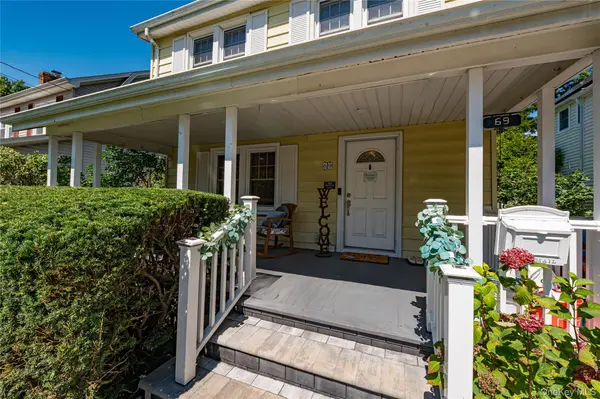 69 Bar Beach RD, Port Washington, NY 11050