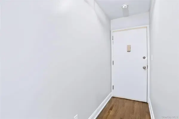 221 Kearsing Pkwy #E, Monsey, NY 10952