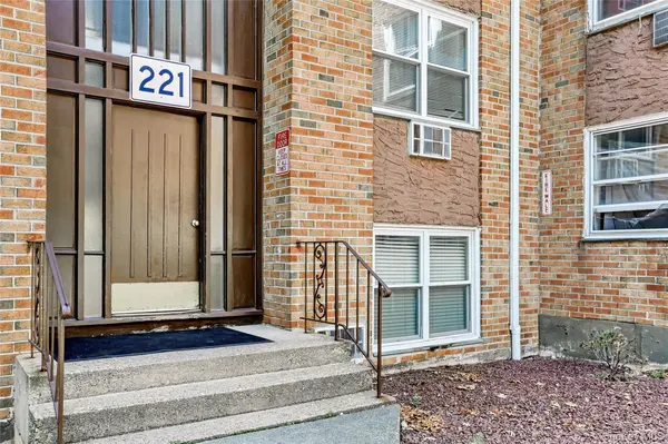 221 Kearsing Pkwy #E, Monsey, NY 10952