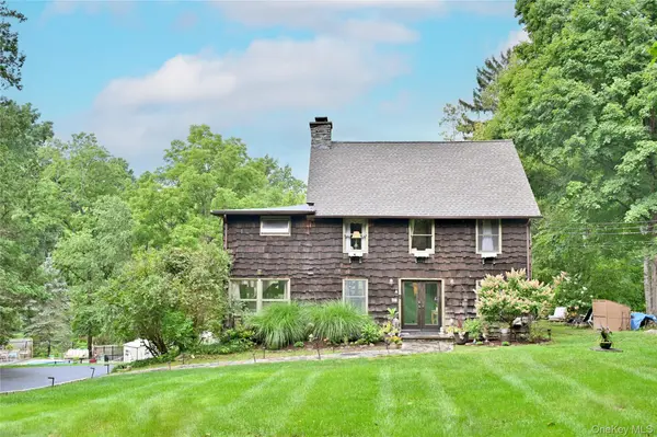 242 Seminary Hill RD, Carmel, NY 10512