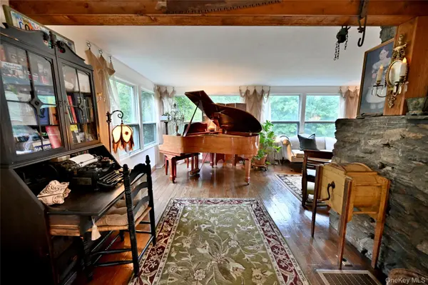 242 Seminary Hill RD, Carmel, NY 10512