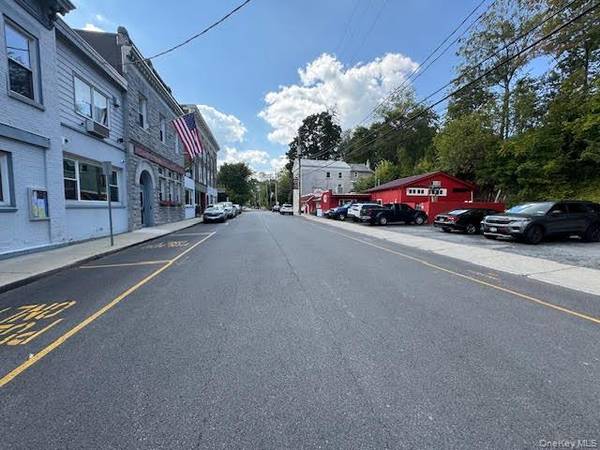 38 Main ST #36 E, Chester, NY 10918