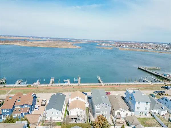 246 W Bay DR, Long Beach, NY 11561