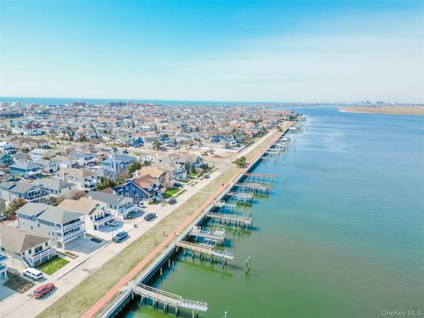 246 W Bay DR, Long Beach, NY 11561