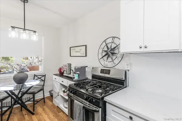 73-21 Cook AVE, Middle Village, NY 11379