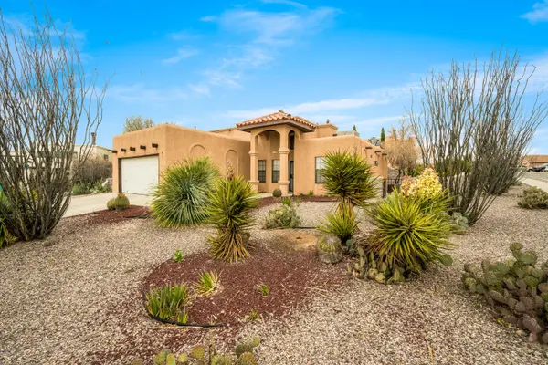 1951 S Settlers bnd s, Las Cruces, NM 88012