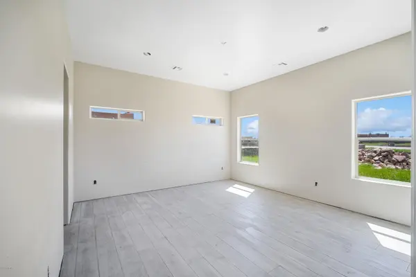 475 Onnies Acres RD, La Mesa, NM 88044
