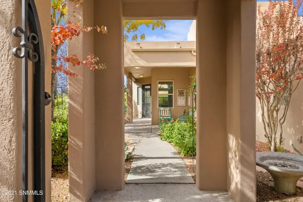 1715 Oro Piedras DR, Las Cruces, NM 88011