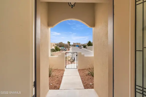 2561 Desert Cove PL, Las Cruces, NM 88011