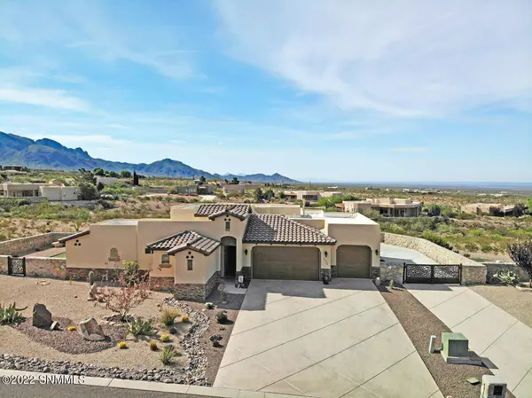 4935 Mother Lode TRL, Las Cruces, NM 88011