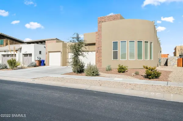 3695 Santa Adriana AVE, Las Cruces, NM 88012