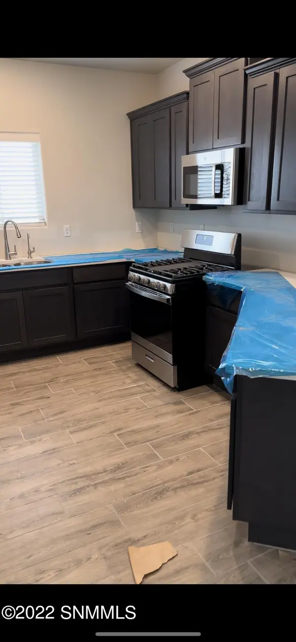 2942 Aragon AVE, Las Cruces, NM 88007