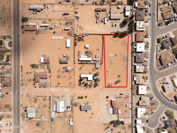 5878 Munoz RD, Las Cruces, NM 88011