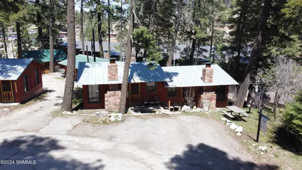 202 Aspen CIR, Cloudcroft, NM 88317