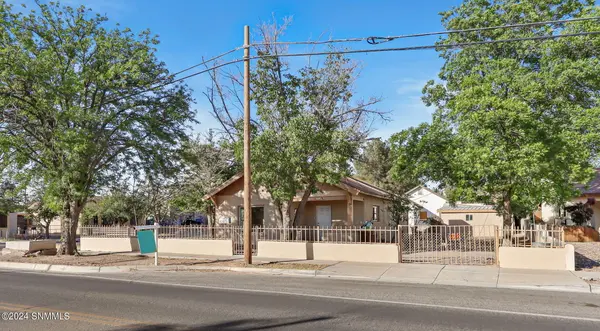 420 N Melendres ST, Las Cruces, NM 88005