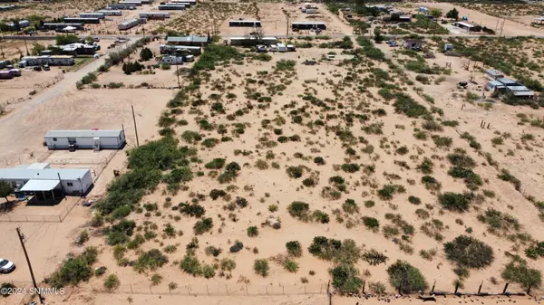800 Amador DR, Chaparral, NM 88081